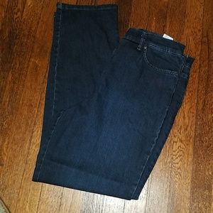 Size 14 straight leg stretch jeans